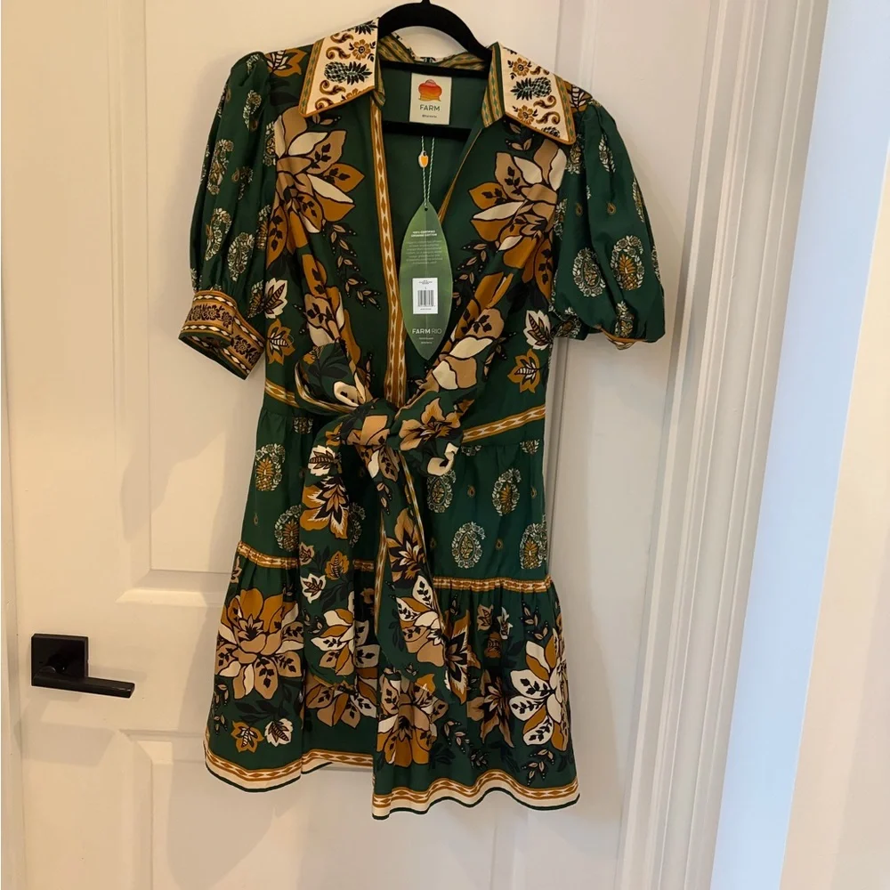 Green Floral Tie-Front Women's Dress - Picture 6 of 9